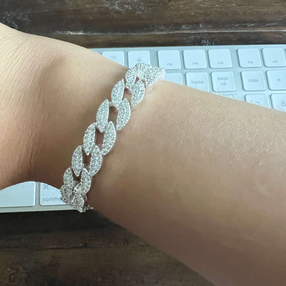 Cuban link bracelet